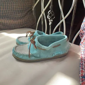 Eastland Casio Fringe Moccasin‎ Booties Blue 7.5 thumbnail 5