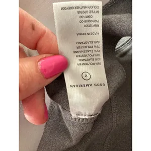 Good‎ American Sports Bra Women Size 2 Medium Gray Racerback V-Neck Activewear thumbnail 6