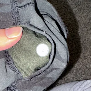 Lululemon Athletica Incognito Camo Multi Gator Green thumbnail 5