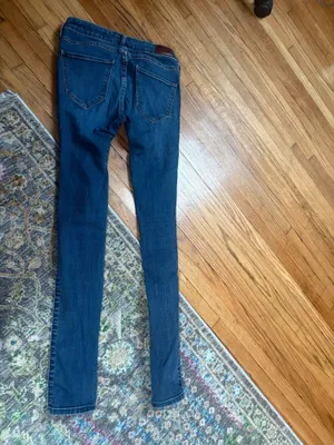 Hollister Mid-Rise Skinny Jeans thumbnail 2