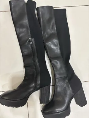 Black Knee boots Size 9 thumbnail 1