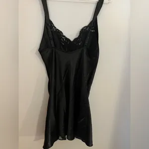 Victoria's Secret Vintage Black Satin Gown‎ Size S thumbnail 2