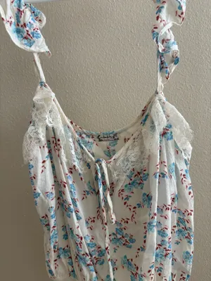 Free people top thumbnail 1