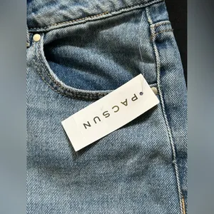 PacSun Black Rose Embroidered Distressed Women's Mom Denim Jeans SZ 29 Brand New thumbnail 7