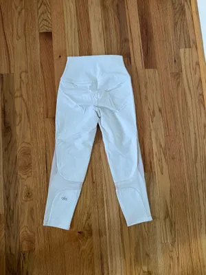 ALO Yoga White Leggings thumbnail 4