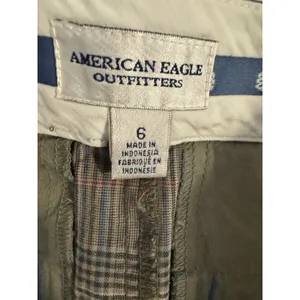 American Eagle Pencil Skirt Women’s Size 6 Gray Plaid Preppy Front Slit EUC thumbnail 5