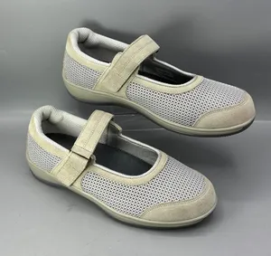 Orthofeet Mary Jane Orthotic Comfort Shoes Womens 11B Beige Round Toe 071-17-25 thumbnail 1