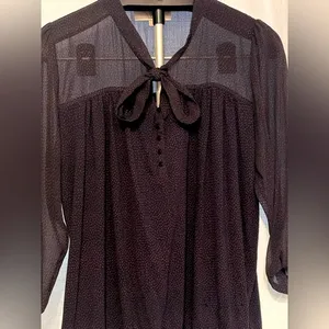 LOFT Navy w/ red polka dot sheer buttoned blouse size large thumbnail 1