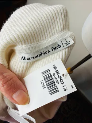 Abercrombie Cream Off Shoulder Ribbed Sweater NWT L thumbnail 4