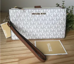 Michael Kors Wallet thumbnail 1