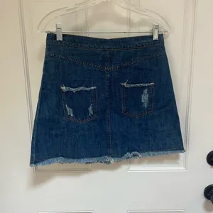 POL distressed‎ Jean skirt button front size small thumbnail 3