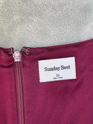 Aritzia Sunday Best 100% silk Square-Neck Babydoll Dress Burgundy wedding guess thumbnail 4