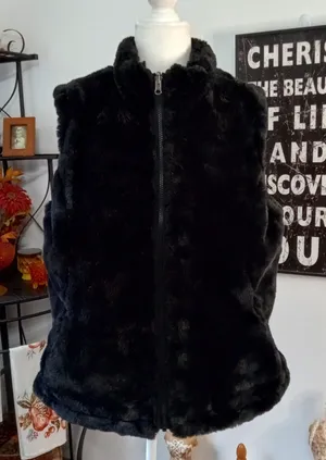 Nicole Miller Large Women's Reversible Black Faux Fur Puffer Vest Jacket thumbnail 1