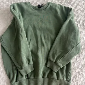 Adidas Women’s Crewneck Sweatshirt thumbnail 2