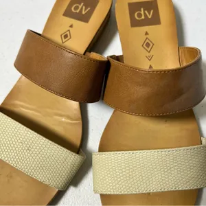 DV Dolce Vita Pris 2-Tone Vegan Leather Cork Wedges thumbnail 3