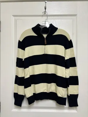 Brandy Melville sweater thumbnail 5