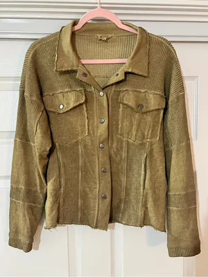 POL Olive Green Button-Up Shacket thumbnail 1