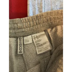 H&M Divided grey jogger sweatpants Size XS thumbnail 4
