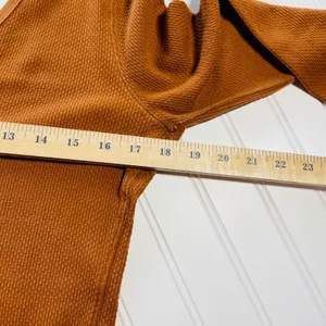 Free People Vintage Crafty Cuff Thermal Top Yellow Gold Rust Lace Cuffs‎ thumbnail 8