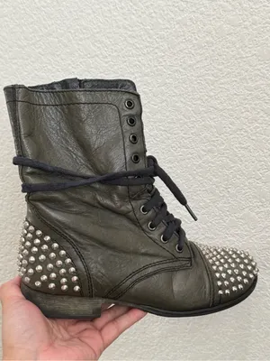 STEVE MADDEN “Tarnney” Dark Olive Green Leather Studded Combat Boots Size 7.5M thumbnail 5