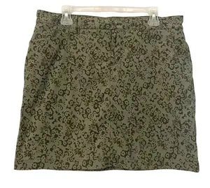 Eddie Bauer Travex Skort Womens‎ 10 Olive Green Floral Hiking Outdoor Skirt thumbnail 1