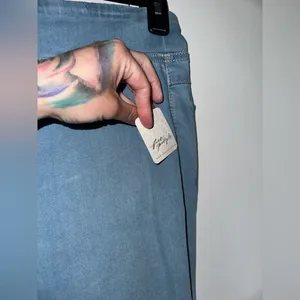 NWT We The Free In My Feelings Cropped Slim Flare Jeans Sold Out On Free People thumbnail 5