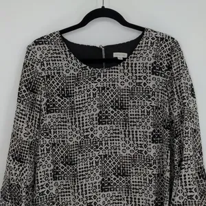 Garnet Hill Bell Sleeve Silk Shift Dress Women’s 10 Black White Geometric Office thumbnail 3