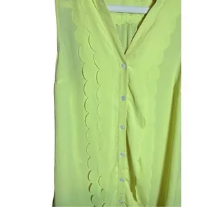Meadow Rue Lime Green Scalloped Sleeveless Button‎ Down Blouse Size 4 Neon Top thumbnail 5