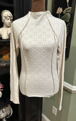 Urban Outfitters Mock Turtleneck Structured Long Sleeve – Size Medium thumbnail 1