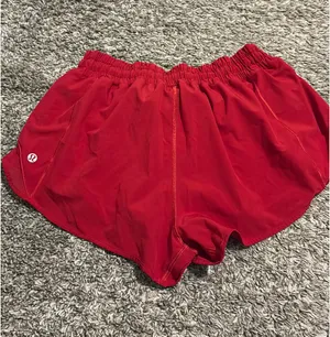 Lululemon Hot Hot Shorts thumbnail 2