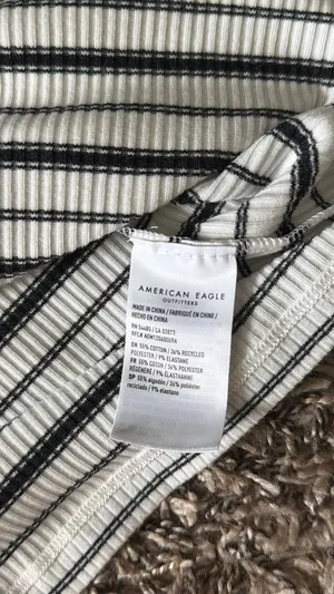 American Eagle top thumbnail 5
