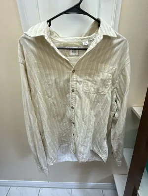 BDG Striped Corduroy Long-Sleeve Button-Down Shirt thumbnail 1