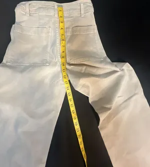 Zara High-Waisted Wide-Leg Raw Hem Jeans in Cream thumbnail 7