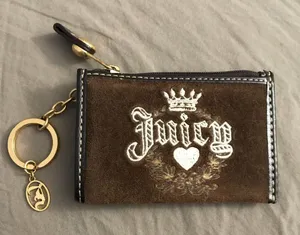 Juicy Couture coin purse thumbnail 1
