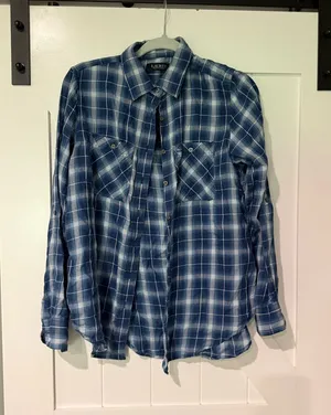 Ralph Lauren Blue Plaid 100% cotton Button-Up Shirt size medium! thumbnail 1