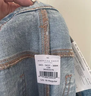 NWT American Eagle Highest Rise 90's Boyfriend Distressed Blue Jeans Plus Sz 18R thumbnail 15