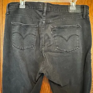 Levi’s 311 Shaping Skinny Black Denim Jeans Womens Tag 32 Measures 36‎ thumbnail 6