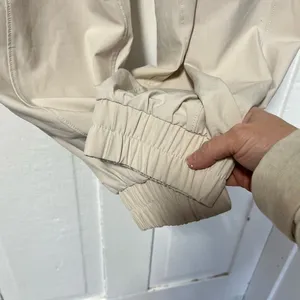 Abercrombie & Fitch Traveler Apres pant with jogger style bottom in cream L thumbnail 8