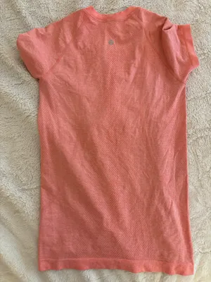 Lululemon Swiftly Tech Short Sleeve thumbnail 3