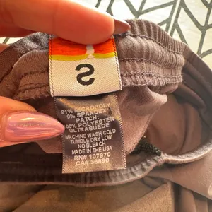 Kerrits taupe riding pants size small thumbnail 5