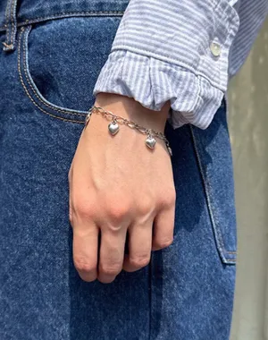 Brandy melville silver heart charm bracelet thumbnail 3