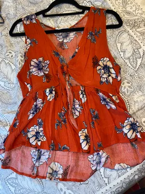 Orange Flower Print Cutout Sleeveless Blouse thumbnail 1