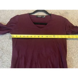 Lauren‎ Ralph Lauren Maroon V Neck Sweater With Gold Buttons On Sleeve XS NWT thumbnail 7