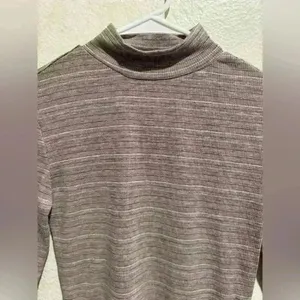 Arizona Jeans Women’s Mockneck Green Stripe Rayon‎ Top Size S thumbnail 4