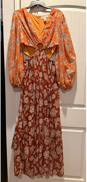 Fall dress boutique  thumbnail 1