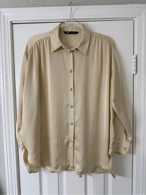 Zara Cream Pearl Button-Up Blouse Size Small Office Workwear Career Professional thumbnail 1
