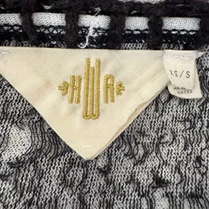 HWR Anthropologie XS S Tolay Black White Shawl Cardigan Medallion Boho Festival thumbnail 3