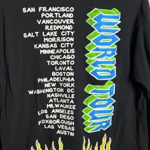 Billie Eilish 2019 World Tour Long Sleeve Shirt Mens M Black Flame Car Merch thumbnail 3