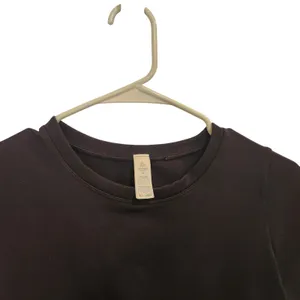 Offline By Aerie Black Short Sleeve Crew Neck Basic Crop Top Casual Tee Small thumbnail 4