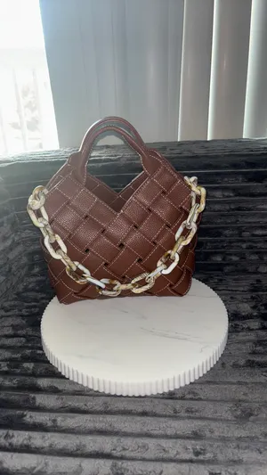 Brown Woven Faux Leather Handbag with Chunky Chain 👜 thumbnail 8